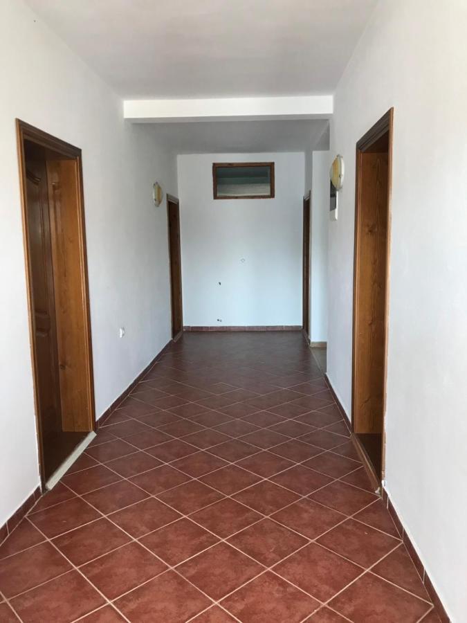 Rooms Ajllin Ulcinj Exterior photo