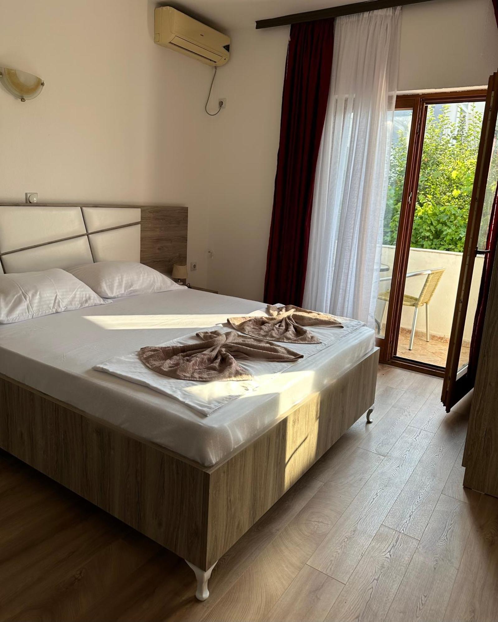 Rooms Ajllin Ulcinj Exterior photo